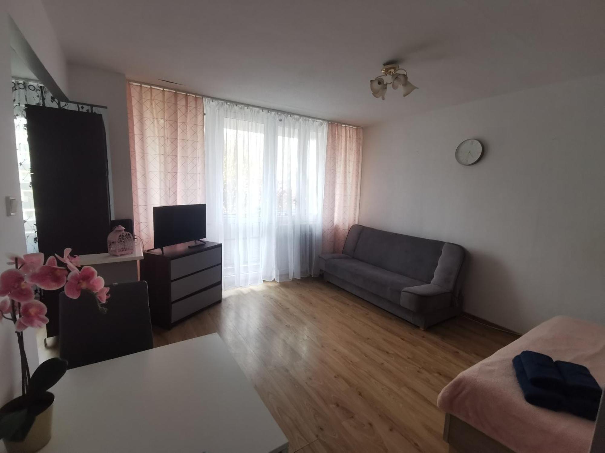 27 Kawalerka Apartment *